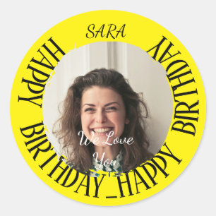 Adesivo Redondo amarelo Sticker para aniversário totalmente person
