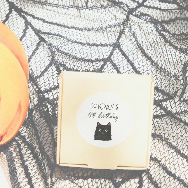 Adesivo Redondo Amigos do Dia de Aniversário do Rapaz Moderno das  (Criador carregado)