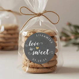 Adesivo Redondo Amor é doce Casamento Personalizado Favor Chalkboa