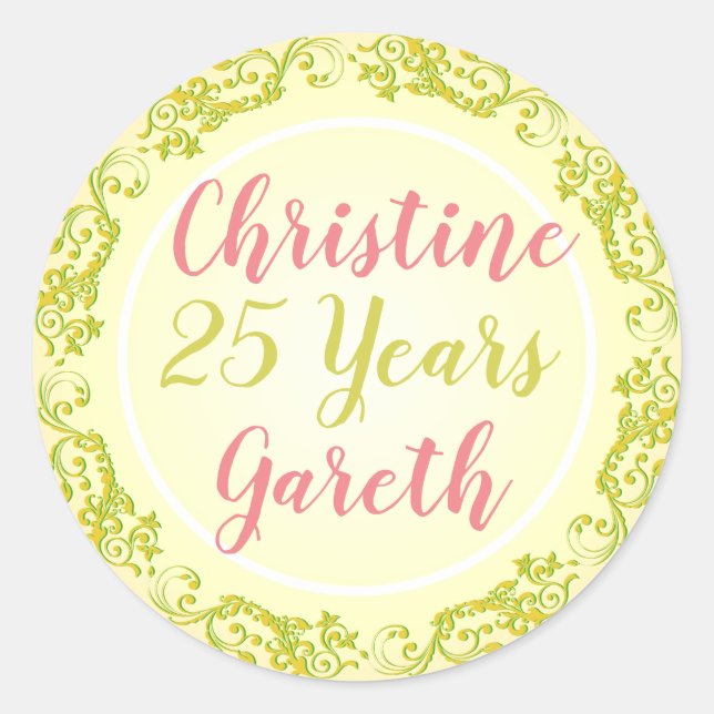 Adesivo Redondo Aniversário com Nomes e Número de Anos. (Frente)