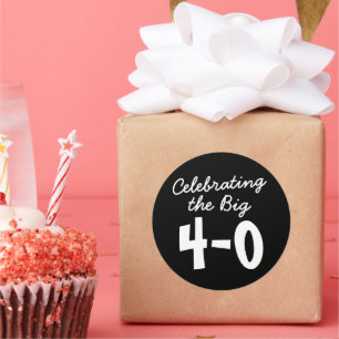 Adesivo Redondo aniversário de 40 anos celebrando os grandes adesi