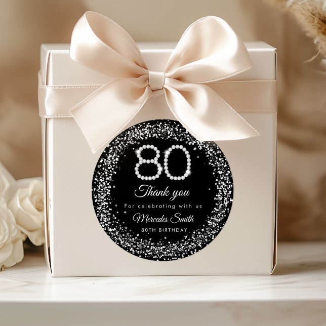 Adesivo Redondo Aniversário de 80 de Ouros Elegantes Obrigado Stic (Silver Diamonds 80th Birthday Thank you Favor Stickers)