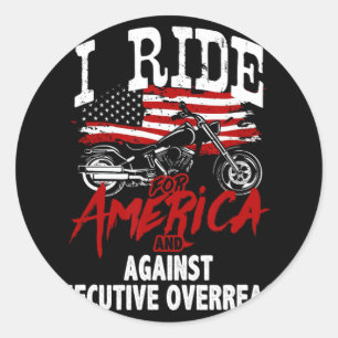 Adesivo Redondo Anti-Trump Biker Resiste Contra Sobreposição do Ex