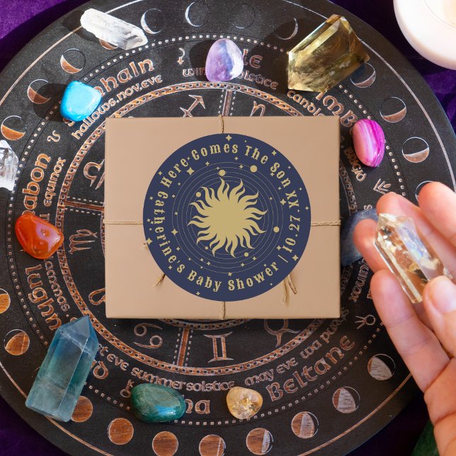 Adesivo Redondo Aqui Vem O Filho | Chá de fraldas celestial (Criador carregado)