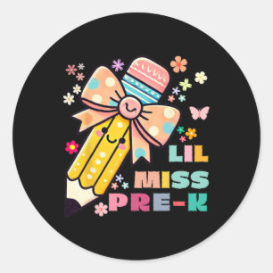 Adesivo Redondo Arco de lápis Little Miss Pré K para meninas dia d