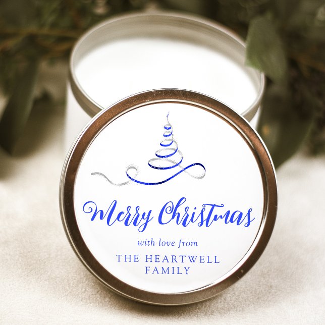 Adesivo Redondo Árvore de Natal com Fita Prateada Azul Script Feli (Criador carregado)