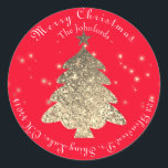 Adesivo Redondo Árvore Feliz de Natal RSVP Rosa Dourado Estrelas V<br><div class="desc">O script Delicate da decoração da marca de Natal apresenta este design. florenceK</div>