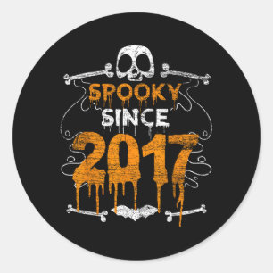 Adesivo Redondo Assustador Desde 2017 Presentes de Halloween Bday