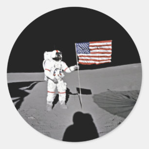 Adesivo Redondo Astronauta Alan Shepard, Bandeira Americana na Lua