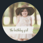 Adesivo Redondo Autocolante de fotos personalizável<br><div class="desc">Adicione sua foto e personalize o texto! Excelente para qualquer ocasião - festas de aniversário,  chás de fraldas,  chás de panela,  casamentos,  convites e muito mais!</div>