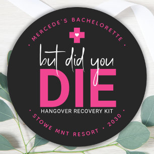 Adesivo Redondo Bachelorette Personalizada, Mas Morreu De Pé?