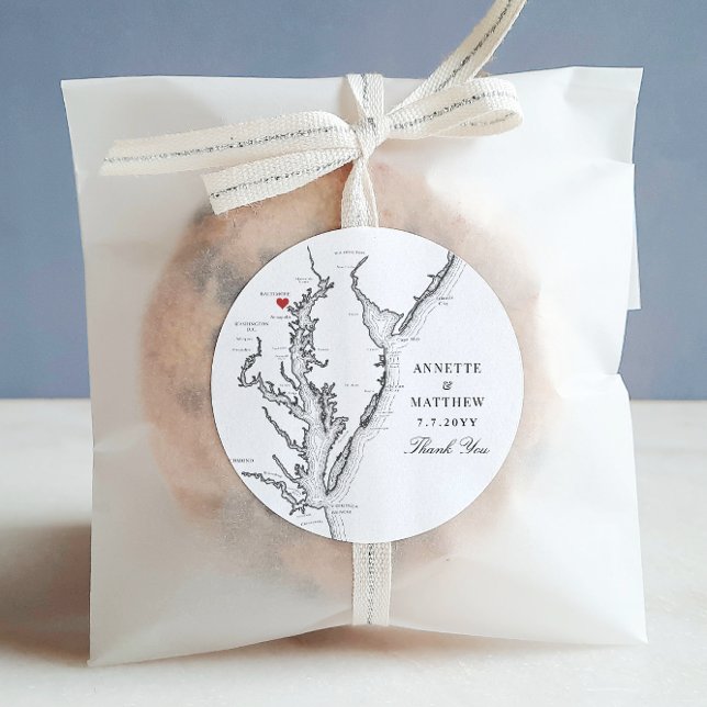 Adesivo Redondo Baltimore Maryland Black White Weding Favor (Baltimore MD Wedding Favor Sticker with Elegant black and white Chesapeake Bay map)