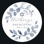 Adesivo Redondo Bar Folha Azul Mitzvah<br><div class="desc">Bonita mão pintada com design de aquarela apresentando uma coroa azul macia e Estrela de David.</div>