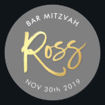 Adesivo Redondo BAR PERSONALIZADO Mitzvah para o ouro das cinzas l<br><div class="desc">*** NOTA - O EFEITO DA FOLHA DE OURO É UMA IMAGEM IMPRESSA *** - - - - - - - - - - - - CONTATE ME para o "tipo de efeito da folha de ouro falsa" personalizado Ame o design, mas gostaria de ver algumas mudanças - outro esquema...</div>