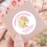 Adesivo Redondo Bat Mitzvah Gold Foil Tree of Life Pink Typografia<br><div class="desc">Tenha orgulho, alegria e mostre este marco do seu Bat Mitzvah favorito! Use este adesivo divertido, sofisticado e personalizado para adicionar a seu dia especial. Uma folha de ouro falso, gráfica, impressionante, com cor-de-rosa cintilante, laranja e Estrela vermelha de David e "folhas" de ponto sobre um fundo branco. Personalize o...</div>