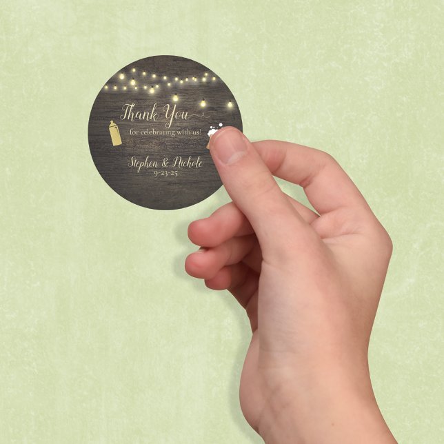 Adesivo Redondo Bebê Está Fazendo Chá de fraldas Dourado Obrigado (Criador carregado)