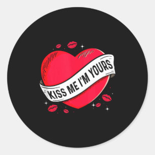 Adesivo Redondo Beije Me Eu Sou Seu Presente Para Dia Dos Namorado