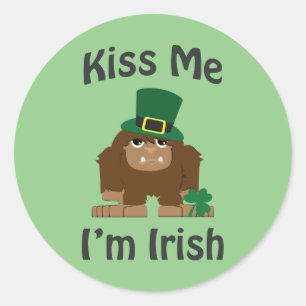 Adesivo Redondo Beije-me que eu sou irlandês bigfoot