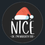 Adesivo Redondo Bela e maldita... sou malvada demais, Christma.<br><div class="desc">Bela e marota,  eu sou malvado,  Casais de Natal muito engraçados</div>
