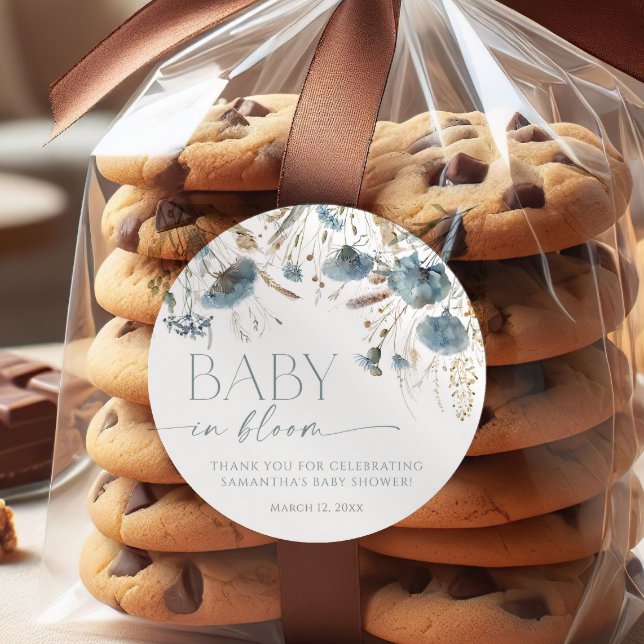 Adesivo Redondo Bela flor azul empoeirada bebê em chá de menino (Criador carregado)