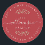 Adesivo Redondo Berries Dourados Russos Sprig Red Christmas<br><div class="desc">Feriados russos e simples de Natal voltam ao endereço clássico de adesivo redondo ou selo de envelope com bagas em ouro sutil chic com fundo vermelho quente. Basta adicionar seu nome e endereço. Desenvolvido exclusivamente para você pelo Happy Dolphin Studio.</div>