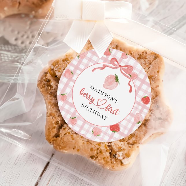 Adesivo Redondo Berry First Strawberry Pink Gingham primeiro anive (Criador carregado)