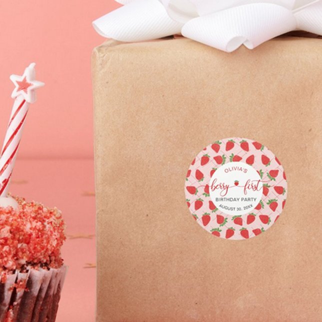 Adesivo Redondo Berry, Primeiro Partido do primeiro aniversario de (Strawberry 1st Birthday Party Berry First Classic Round Sticker)