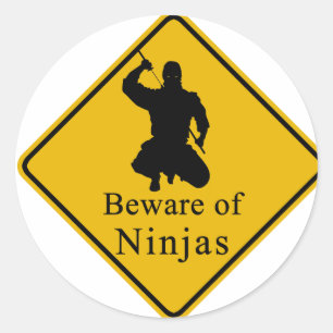 Adesivo Redondo Beware de Ninjas