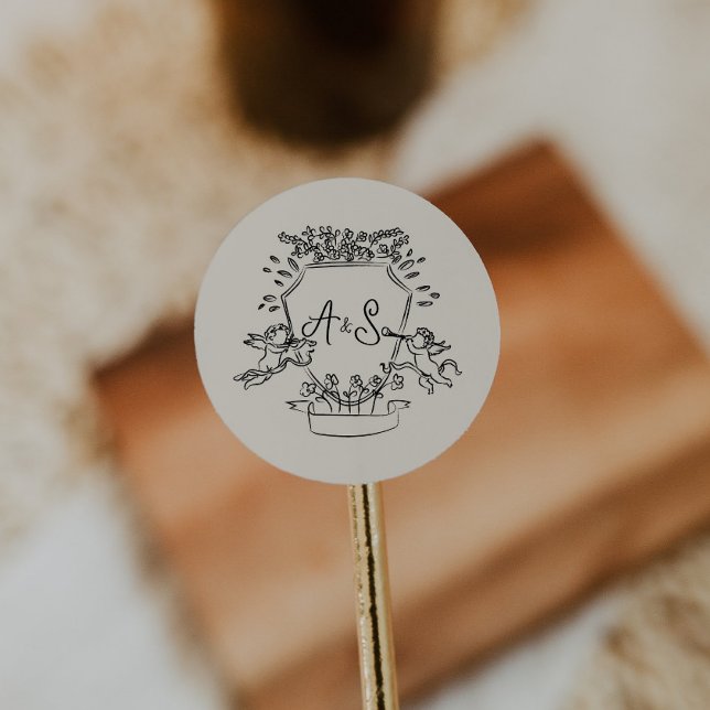 Adesivo Redondo Bige de Casamento do Monograma com Desenho de Mão (beige wedding round sticker, cream, sand wedding circle envelope sticker, hand drawn crest monogram)