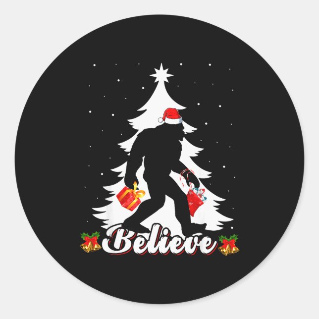 Adesivo Redondo Bigfoot Believe Christmas Tree Funny Santa Sasquat (Frente)