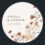Adesivo Redondo Boho Fall Wildflower Wedding<br><div class="desc">Use este adesivo de casamento floral para selar envelopes,  favoritos para festas e muito mais.</div>