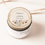 Adesivo Redondo Boho Wildflower Wedding<br><div class="desc">O nosso Clássico de Casamento de Boho de Flor Selvagem, personalizado com os nomes da noiva e do noivo, é o toque final perfeito para a sua papelaria de casamento ou favores. Apresentando um belo design de gramíneas rústicas secas, folhas delicadas e flores silvestres vintage em tons de bronzeado, marrom,...</div>