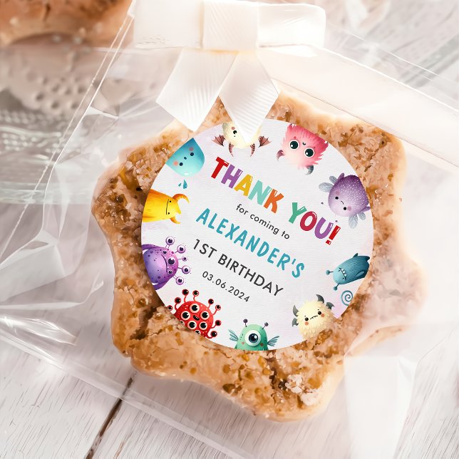 Adesivo Redondo Bonita Coloração Nosso Pequeno Aniversário Monstro (Criador carregado)