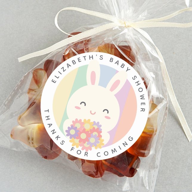 Adesivo Redondo Bonito, um coelho está no caminho do Chá de fralda (Criador carregado)