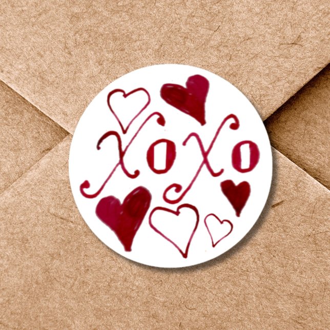 Adesivo Redondo Bonito XOXO Romântico de Dia dos Namorados com Let (This hand-lettered Valentine's Day calligraphy design can lend elegance to your envelopes.)
