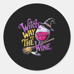 Adesivo Redondo Bruxa de Halloween Caminho Para o Vinho Fun Bruxa