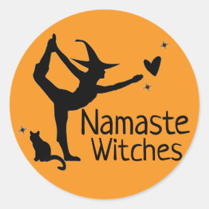 Adesivo Redondo Bruxa de Halloween Namaste Bruxas Yoga Black Orang