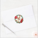 Adesivo Redondo Bulldog Poinsettia Holly Berry Christmas Wreath<br><div class="desc">Estes adesivos bonito de Feriado têm uma imagem vintage de uma morango sagrada e coroa vermelha de poinsettia. No centro está um belo retrato de aquarela de um Bulldog. Perfeito para sua correspondência de Natal ou pacotes de presentes!</div>