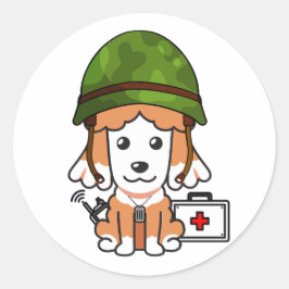 Adesivo Redondo Cachorro Castanho Vestido com capacete do exército