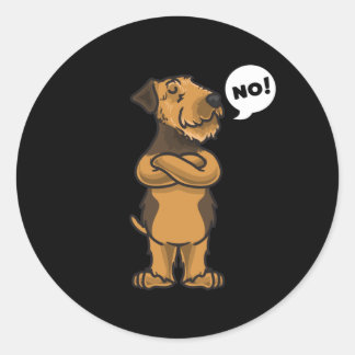 Adesivo Redondo Cachorro de Airedale Terrier Stubborn