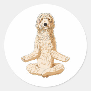 Adesivo Redondo Cachorro de Ioga Labradoodle