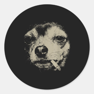 Adesivo Redondo Cachorro fumando cigarro meme engraçado de Chihuah