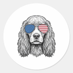 Adesivo Redondo Cachorro Patriótico com Óculos de Sol de Bandeira