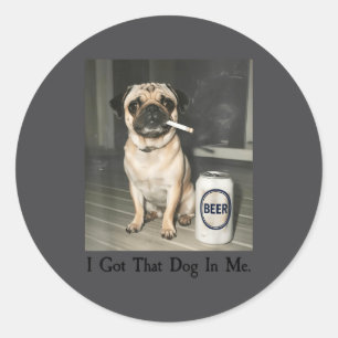 Adesivo Redondo Cachorro Pug Fumando Cerveja