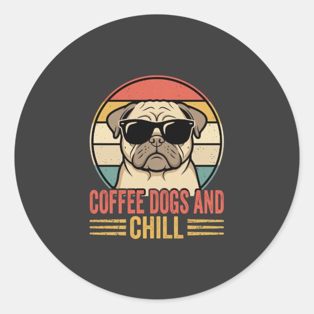 Adesivo Redondo Cães de Café e Pug Retro Chill (Frente)