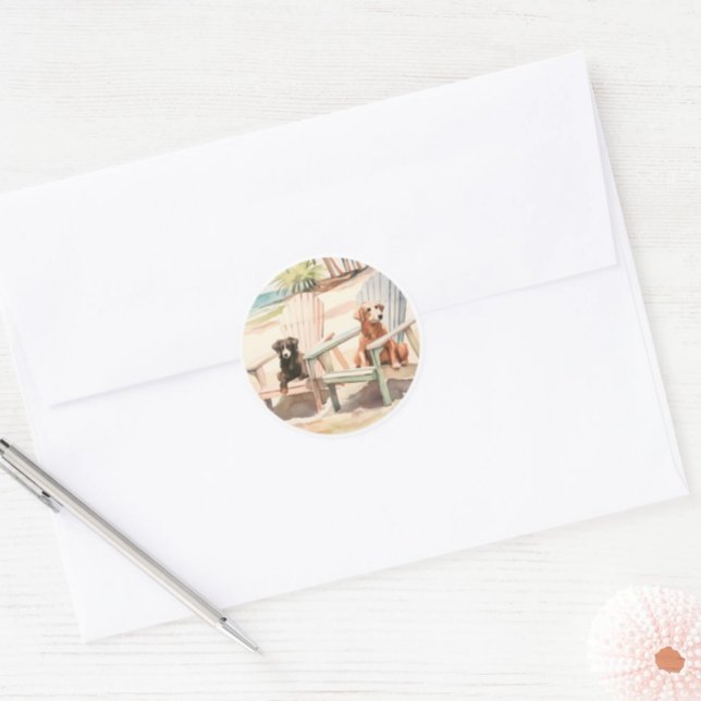 Adesivo Redondo Cães de Cena de Pastel Beach em Câmaras de Adirond (Coastal Sticker Seal with Dogs in Adirondack Chairs)