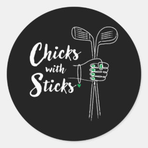 Adesivo Redondo Camisa de Golfe Divertida Para Mulheres - Chicks W