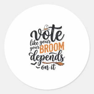 Adesivo Redondo Camiseta de Halloween Vote Como Se Sua Vassoura De