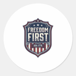 Adesivo Redondo Camiseta Escudo Patriótico Freedom First EUA 1776