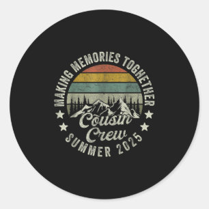 Adesivo Redondo Camisetas da Turma dos Primos, Verão 2025 de Acamp